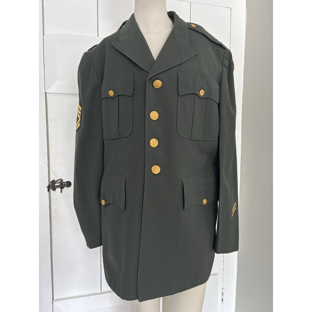 Vintage WWII‎ US Army Green Dress Uniform Jacket 41 R With Patches Read